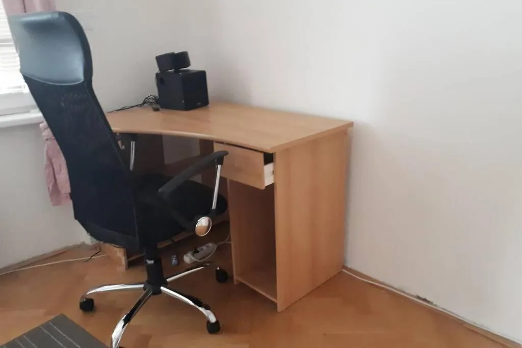 Room In Apartment Prague 3 צ'כיה